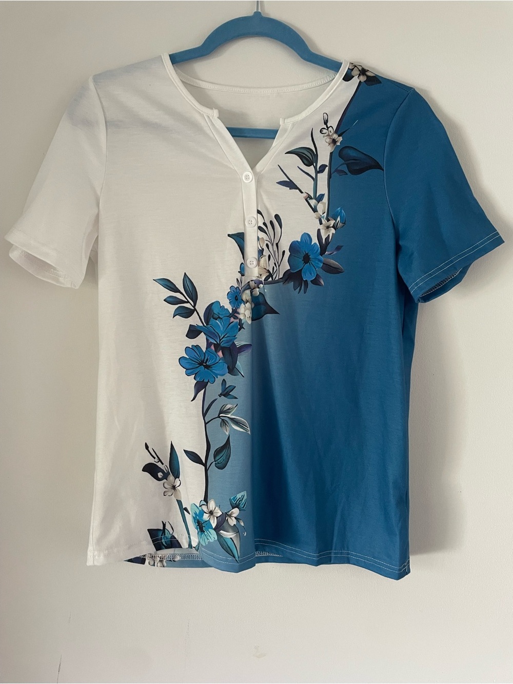 SHEIN Colorblock Floral Henley V-Neck Short Sleeve Top Blue Small